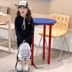 Kids trendy drawstring backpack with contrast panels and matching bucket hat for outdoor sports