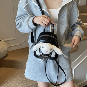Petit sac à dos noir mignon avec lapin en peluche, sac élégant en simili cuir pour filles