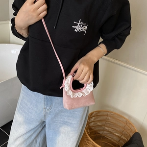 Sac bandoulière rose pour filles avec dentelle délicate et style mignon en feutre