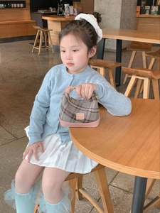 Mini plaid girl handbag with pink leather trim and handle for autumn fashion