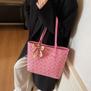 Pink festive tote bag with red Double Happiness jacquard and elegant silk ribbon bow