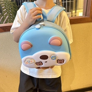 Simpatico zainetto azzurro per bambini con orsetto 3D e guscio rigido sagomato