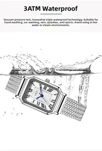 Gros plan d'une montre à cadran carré avec bracelet en maille montrant l'étanchéité 3ATM