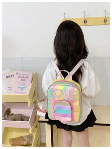 Kleinkind Rucksack mit Regenbogenverlauf Glitzer LOVE Buchstaben und Eistasche Motiv
