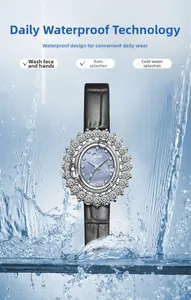Détail d'une montre de luxe pour femme avec lunette en diamant et éclaboussures d'eau étanches