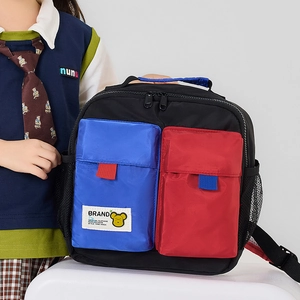 Cartoon bear color-block kids backpack with red and blue pockets for toddlers