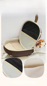 Detail der Innenseite des Kindergartenrucksacks mit großem Fach und Netzttasche