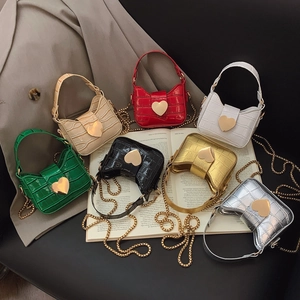 Kids Mini Crossbody Bag Crocodile Pattern PU Leather Golden Heart Buckle Chain Strap Fashion Handheld Shoulder Bag For Girls