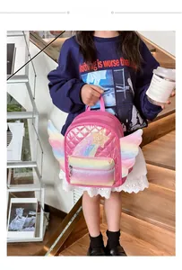 Zaino trapuntato rosa per bambini con stelle arcobaleno e ali olografiche cangianti