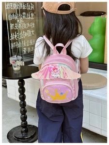 Sac à dos rose pour enfants avec paillettes, couronne dorée, poupée 3D et ailes d'ange
