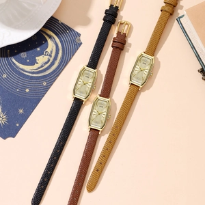 Retro square quartz watch with leather strap and hexagonal gold case for women