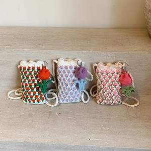 Sac De Téléphone Au Crochet Fait Main Mini Sac À Bandoulière En Tricot Avec Chaîne En Künstliche Perles Et Pendentif Fleur