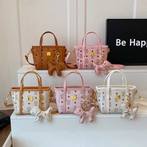 Modische Damen Eimertasche Schultertasche PU Leder Cartoon Katzenprint Lässige Umhängetasche Mit Süssem Tieranhänger