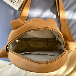 Sac bandoulière Capybara en toile marron avec oreilles et sangle réglable pour femme
