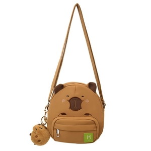 Sac bandoulière Capybara marron avec sangle réglable et pendentif en peluche