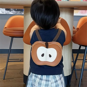 Zainetto carino a forma di mela in ecopelle marrone e crema per bambini piccoli