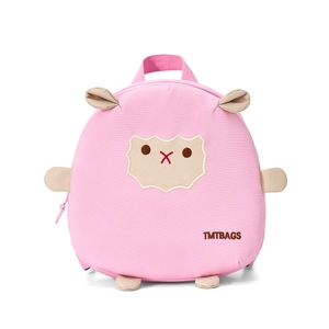 Détail de la broderie mouton mignon sur le sac à dos rose en toile pour tout-petits
