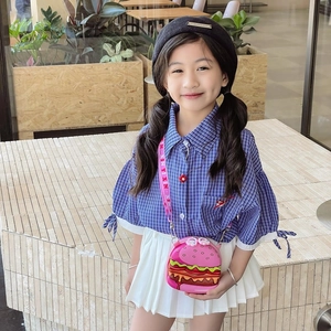 Pink hamburger shaped kids crossbody bag with adjustable NIX logo shoulder strap