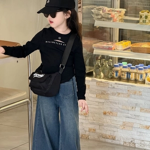 Kids trendy black crossbody bag with white Lovely embroidery and street style outfit