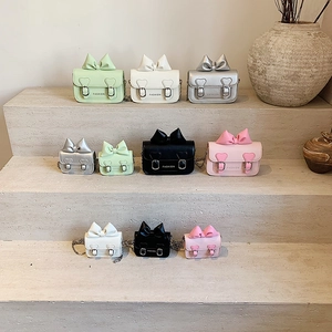 Mini Sac À Bandoulière Pour Filles En Cuir PU Grand Nœud Boucle En Cœur Chaîne En Métal Mode Mignonne Enfants