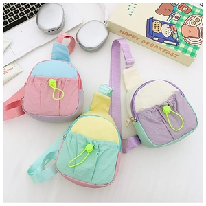 Sacs de poitrine en nylon pour enfants aux couleurs macaron avec cordon de serrage