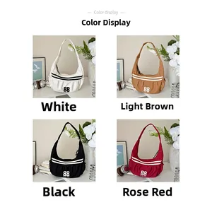 Aperçu des couleurs de quatre sacs à bandoulière en blanc, marron, noir et rose