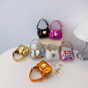 Sac À Main Mini Fille Boucle Coeur Métallique Miroir Sac Bandoulière Laser Cuir PU Doux Sangle Chaîne Métal