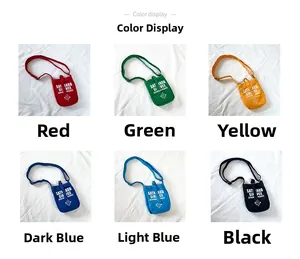 Mini borse a tracolla in tela per bambini nei colori rosso verde giallo blu e nero