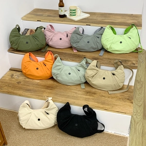 Kinder Halbmond Umhängetasche Nylon Plissee Große Kapazität Crescent Crossbody Bag Lässig Sportlich Für Jungen Mädchen