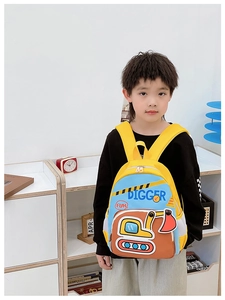 Sac à dos pour tout-petit avec motif pelleteuse jaune et poches latérales en filet