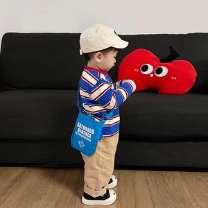 Mini borsa a tracolla in tela blu per bambini con stampa 'DENIM & DUNGAREE' stile alla moda