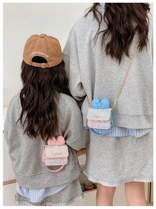 Pink and blue tweed mini crossbody bags with bow detail and gold chains for kids