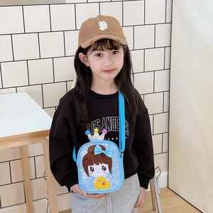 Sparkly blue sequin crossbody bag for girls with crown and cute cartoon girl motif