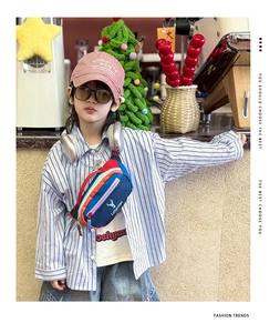 Detail of multi-color kids canvas chest bag with deer print and Lutiantian logo