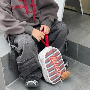 Sac à main en toile rayé pour enfants avec poignées rouges et pendentif ours