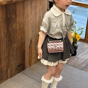 Fashionable girls' quilted rose gold chain bag paired with stylish grey polo outfit