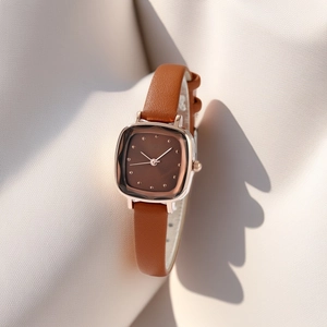 Women Quartz Watch Retro Square Dial Faux Leather Strap Waterproof Elegant Fashion Wristwatch For Ladies