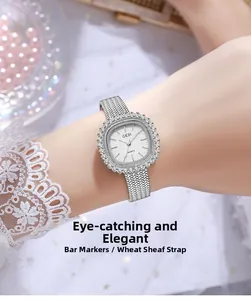Detalle de reloj GEDI vintage plateado con correa de textura de espiga e índices rectos