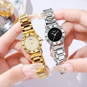 Montre à quartz étanche en acier inoxydable pour femme en finitions or et argent