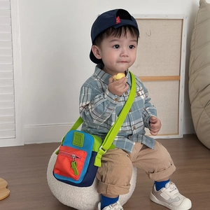 Kids colorful crossbody bag with letter print and adjustable green shoulder strap
