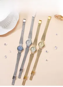 Montres élégantes à bracelet en maille avec lunettes en strass en or et argent