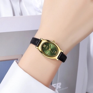 Montre à quartz GEDI pour femme avec boîtier ovale doré et bracelet en cuir vert