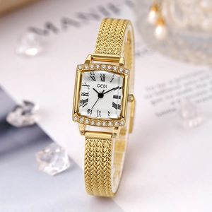 Montre dorée GEDI de luxe pour femme avec cadran carré et bracelet tissé motif épi de blé