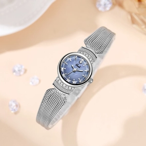 Élégante montre Gedi pour femme avec cadran nacre bleue et bracelet en maille