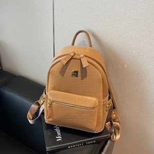 Fashion Croc Embossed PU Leather Backpack Large Capacity Urban Chic School Commuter Bag For Women Gold Studs Decor