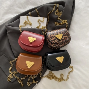 Mini Sac Bandoulière Enfants Cuir PU Imprimé Léopard Chaîne Dorée Sac À Épaule Mode Coréenne Style Tendance Pour Petites Filles Garçons