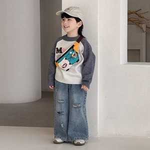 Kids color-block crossbody chest bag with adjustable strap for sports and casual wear