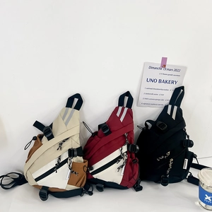 Kids Sling Bag Nylon Reflective Trendy Color Block Chest Bag For Boys Girls Streetwear Daily