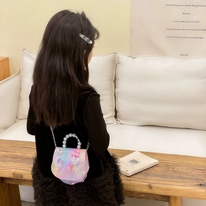 Girl's princess shoulder bag with sequins, pearls and cartoon design in iridescent pink