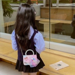 Kids sequin handbag with pearl handle and cartoon princess design in pink gradient